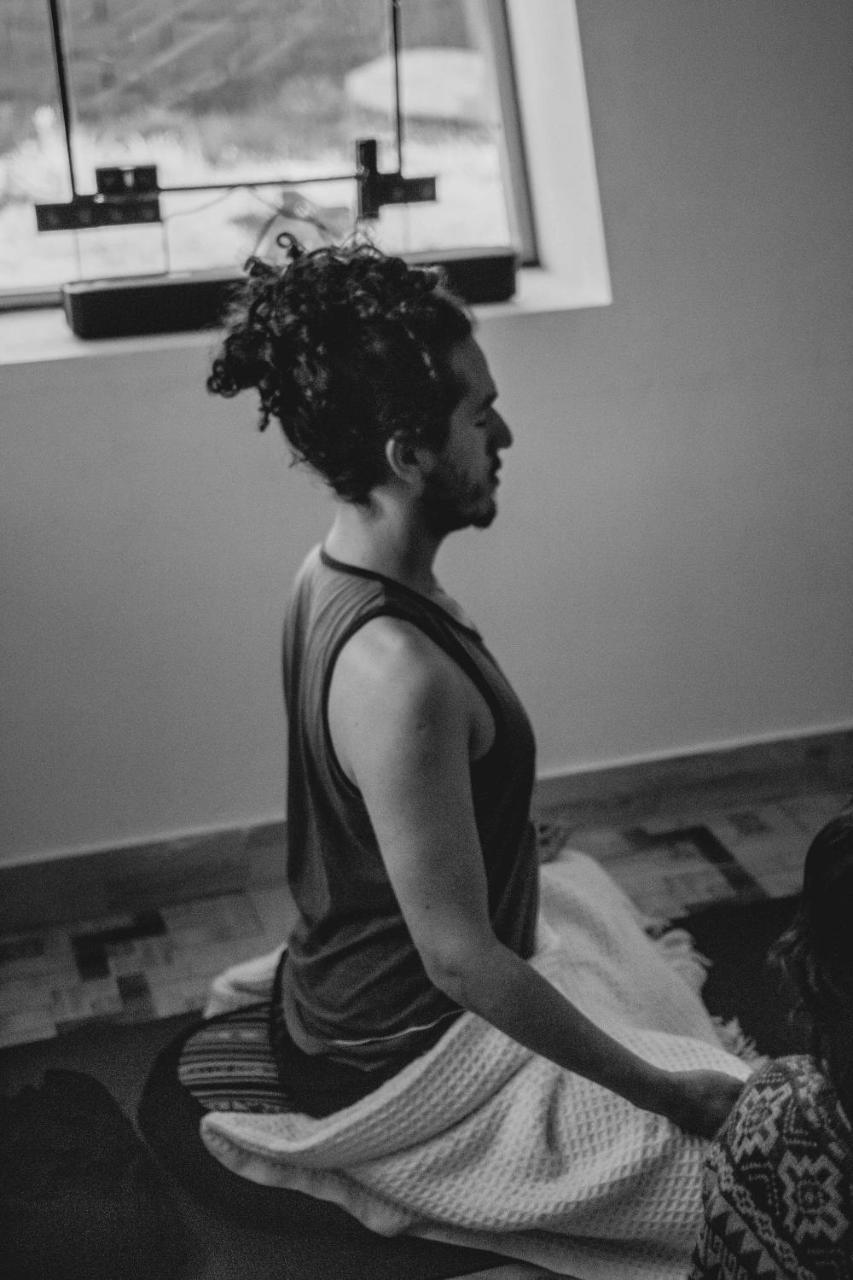 Hatha Art Yoga بيساك المظهر الخارجي الصورة